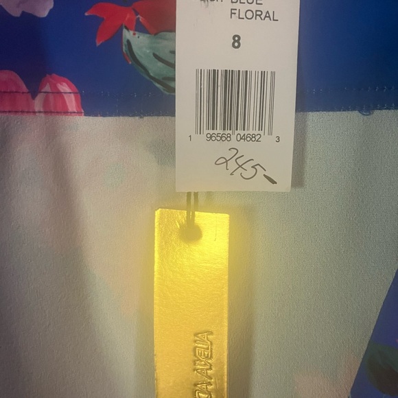 NWT $245 Alexia Admor Paris Surplice Wrap Midi Dress in floral blue. Size 8 - Picture 6 of 16